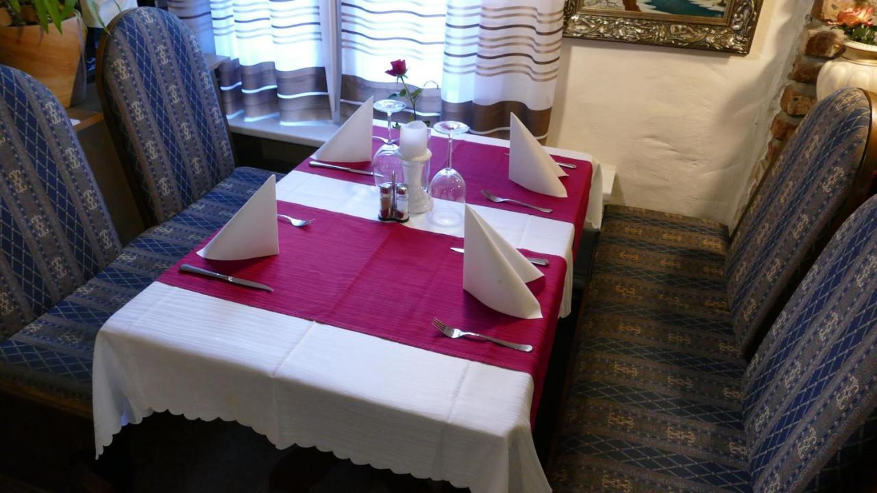 Altdeutsche Bierstuben Hotel ชเวล์ม ภายนอก รูปภาพ